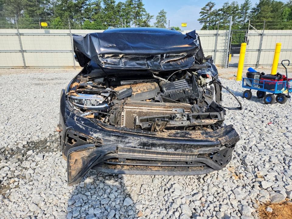 2022 VOLKSWAGEN TIGUAN SE 5