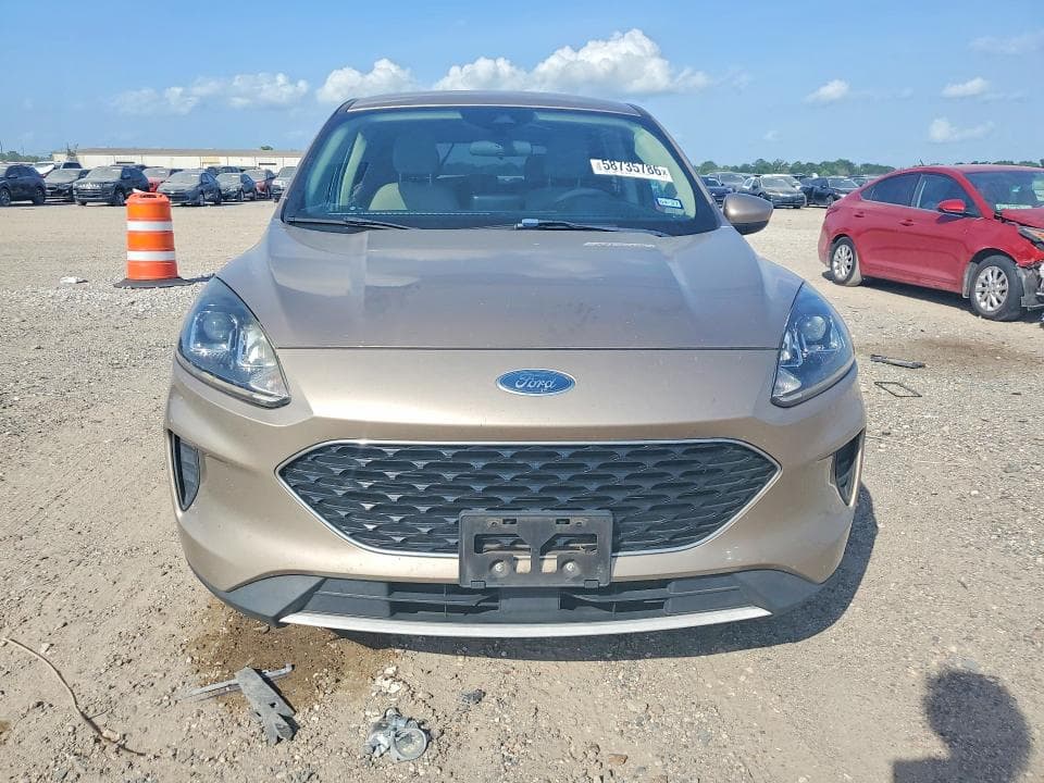 2020 FORD ESCAPE SE 5