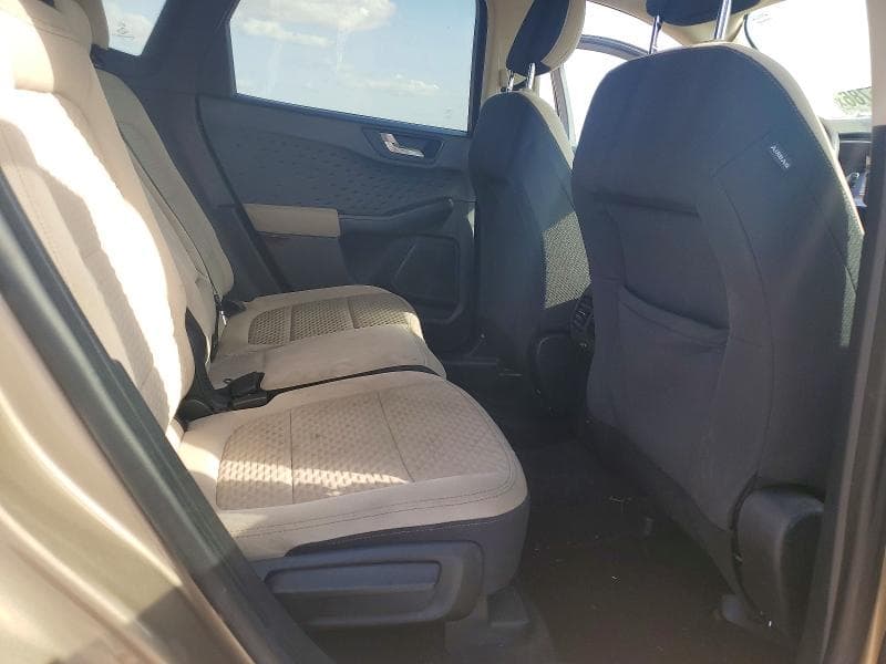 2020 FORD ESCAPE SE 10