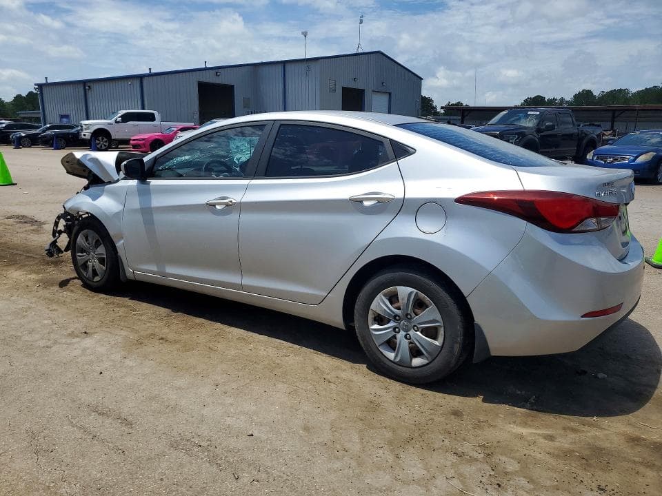 2016 HYUNDAI ELANTRA SE 2