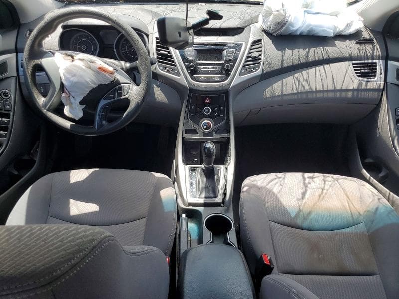 2016 HYUNDAI ELANTRA SE 8