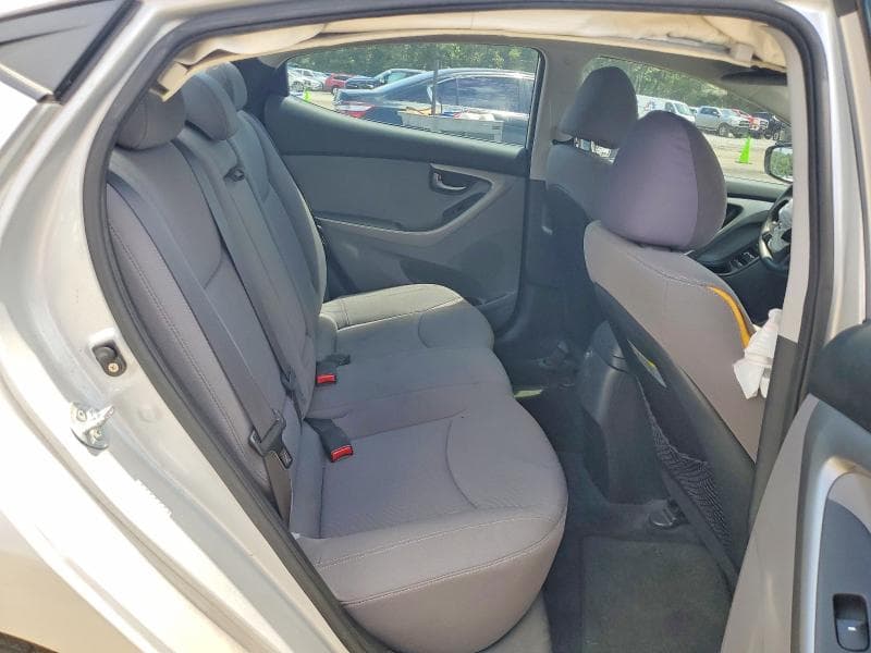 2016 HYUNDAI ELANTRA SE 10