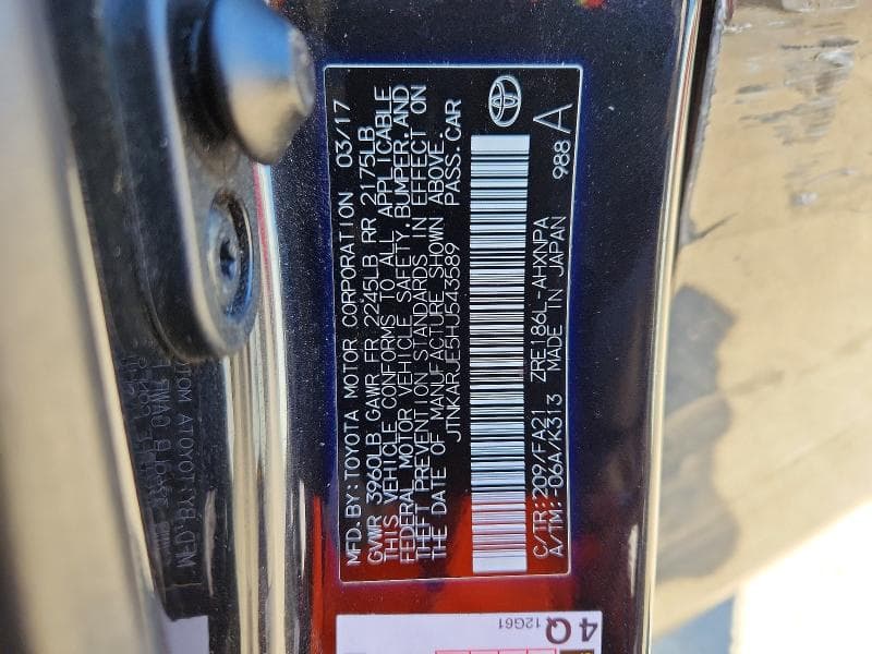 2017 TOYOTA COROLLA IM BASE 12