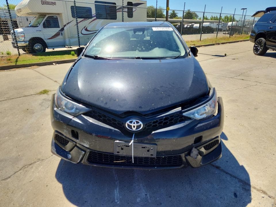 2017 TOYOTA COROLLA IM BASE 5
