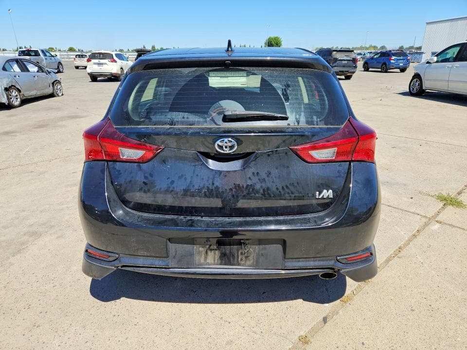 2017 TOYOTA COROLLA IM BASE 6