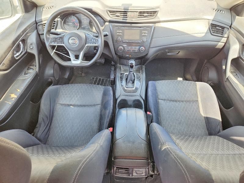 2017 NISSAN ROGUE S 8