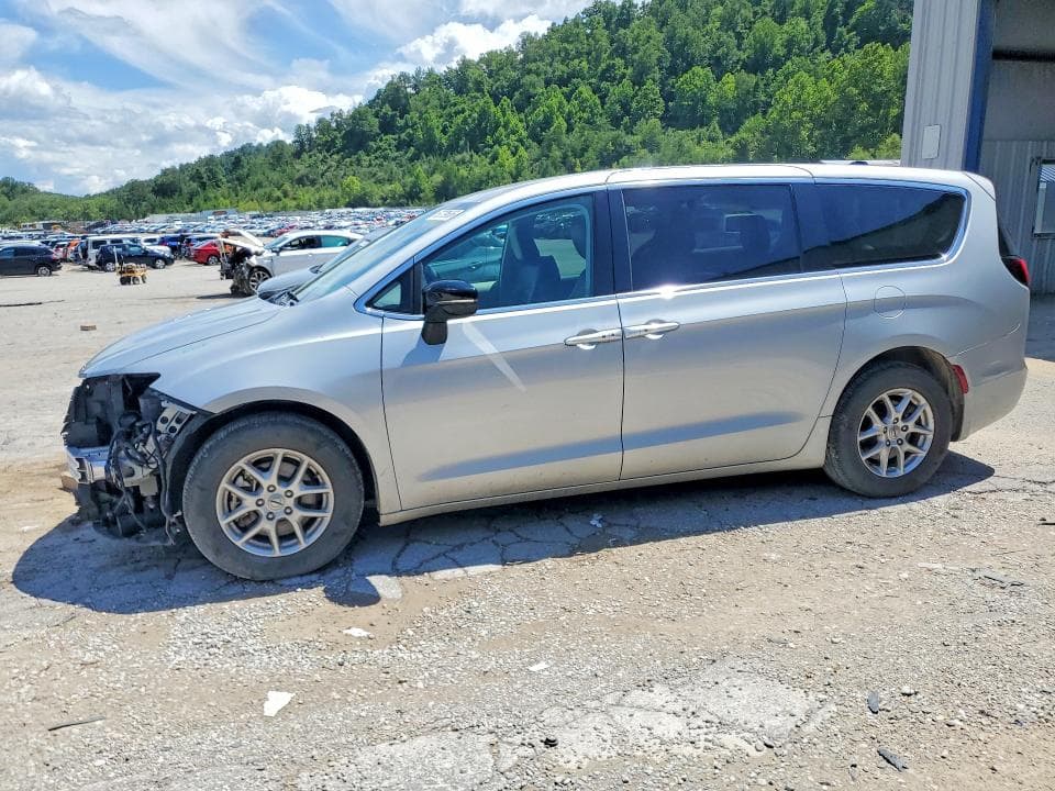 2024 CHRYSLER PACIFICA TOURING L - 1