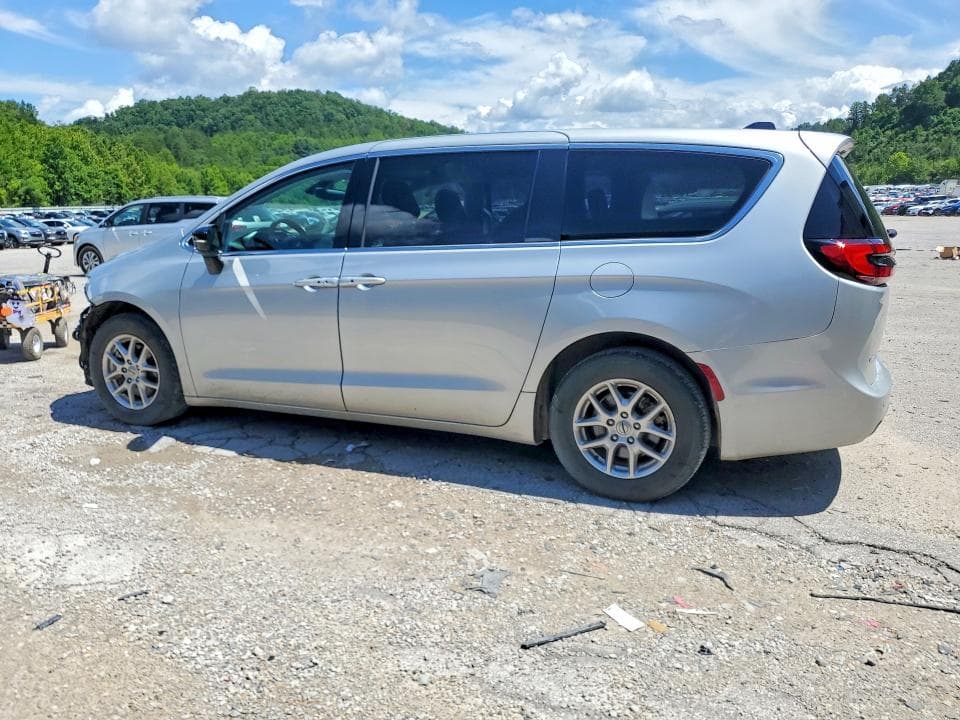 2024 CHRYSLER PACIFICA TOURING L 2