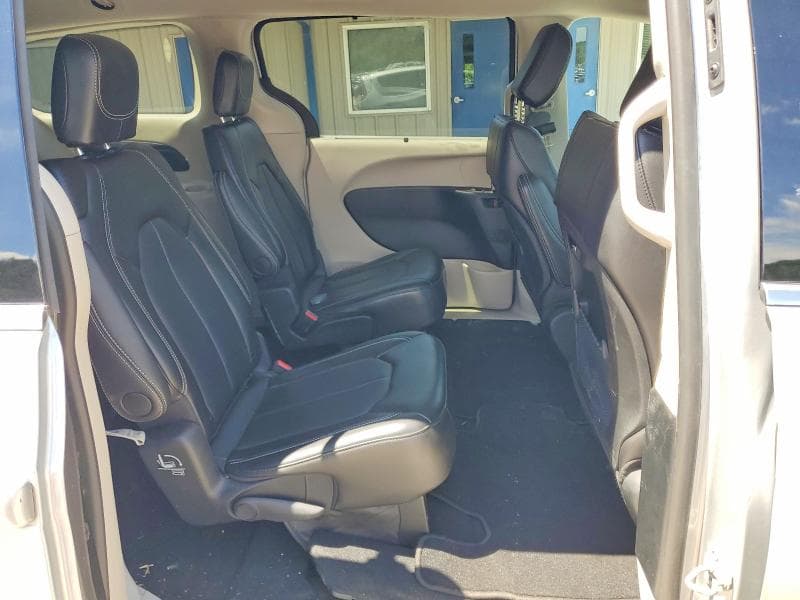 2024 CHRYSLER PACIFICA TOURING L 11