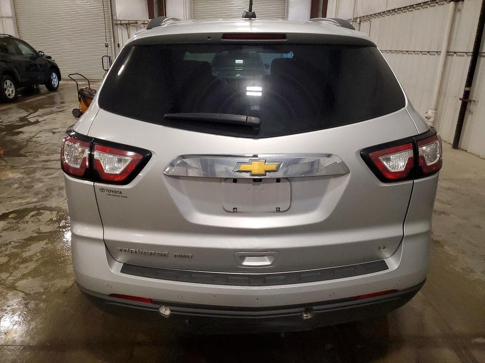 2017 CHEVROLET TRAVERSE LT LT 7