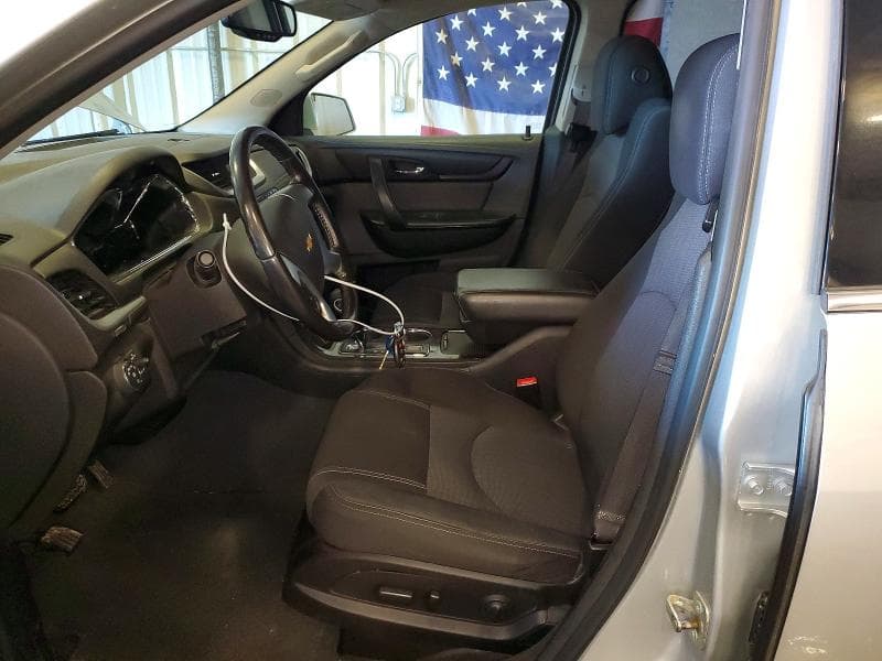 2017 CHEVROLET TRAVERSE LT LT 8
