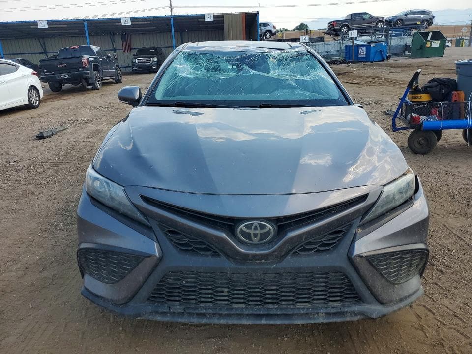 2022 TOYOTA CAMRY SE 5