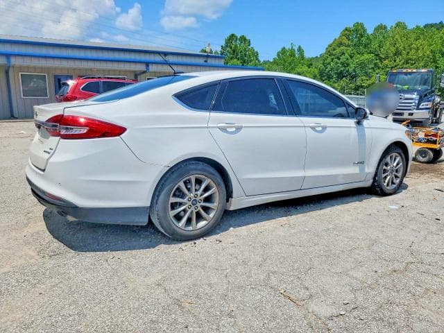 2017 FORD FUSION SE HYBRID 3