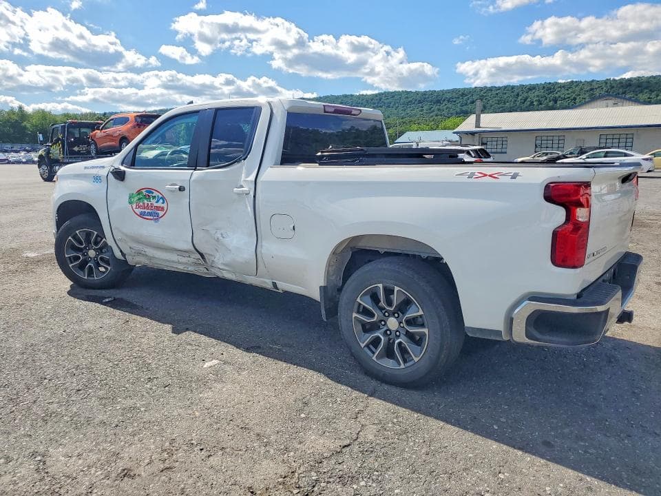 2023 CHEVROLET SILVERADO K1500 LT 2