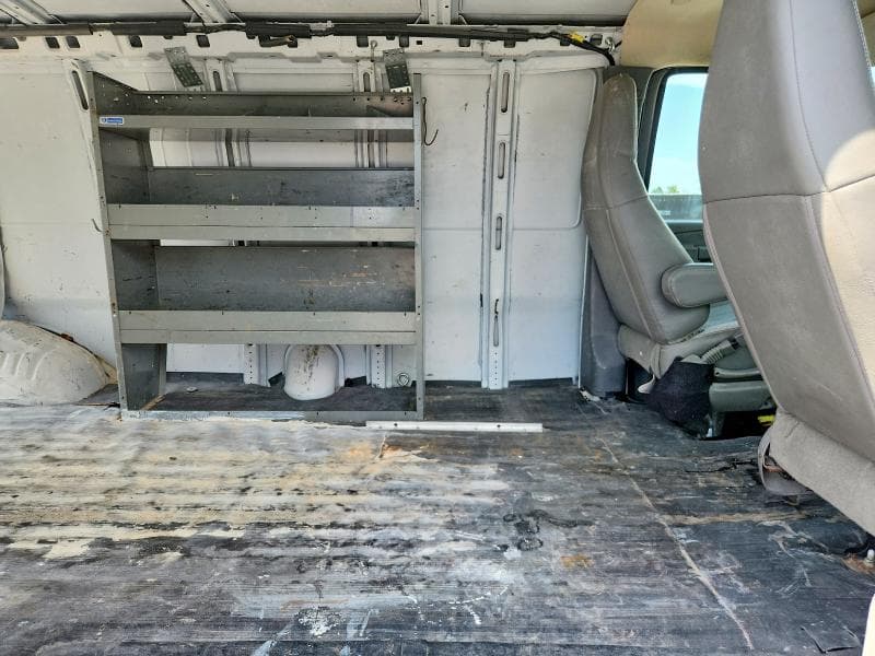 2017 GMC SAVANA G2500 11
