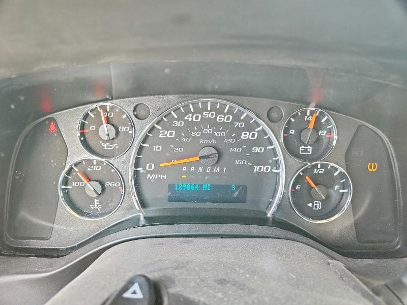 2017 GMC SAVANA G2500 9