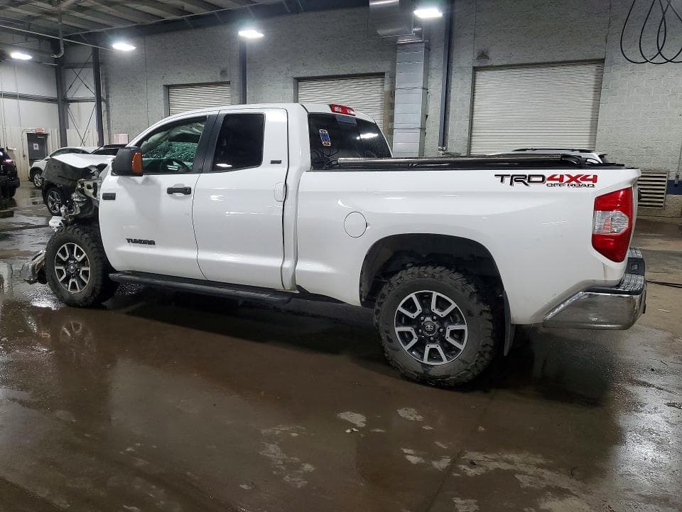 2018 TOYOTA TUNDRA SR5 2
