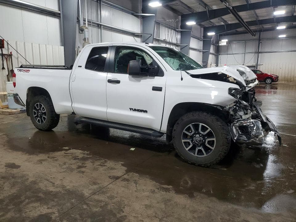 2018 TOYOTA TUNDRA SR5 4