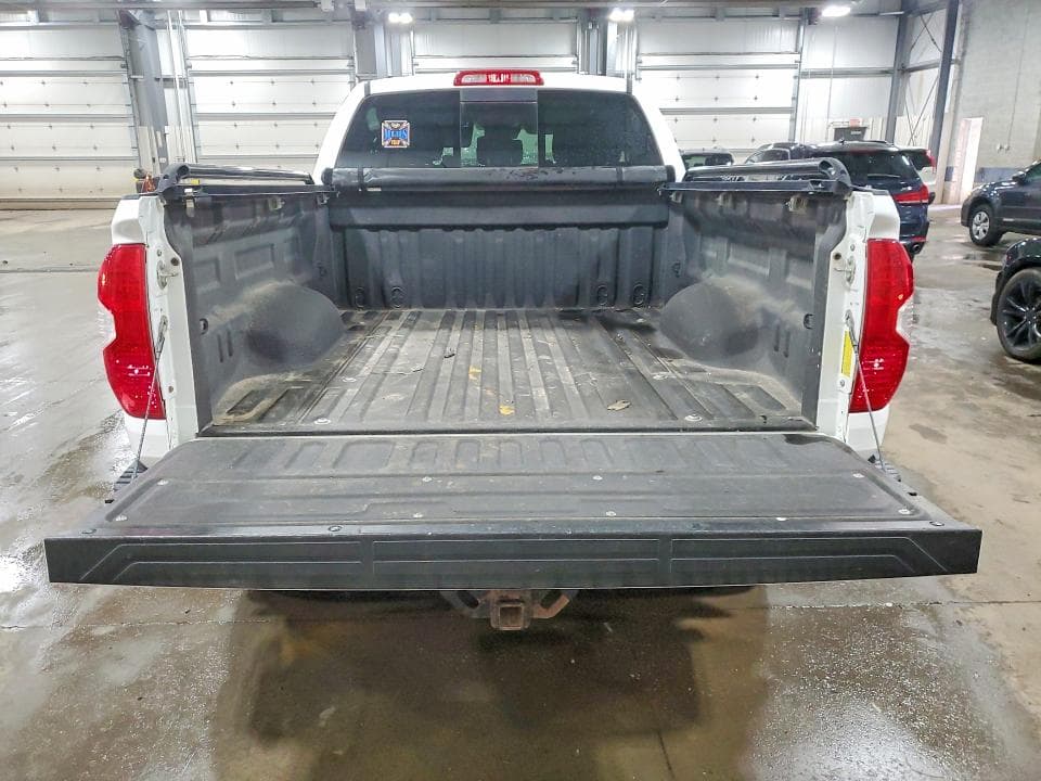 2018 TOYOTA TUNDRA SR5 6