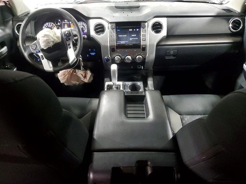 2018 TOYOTA TUNDRA SR5 8