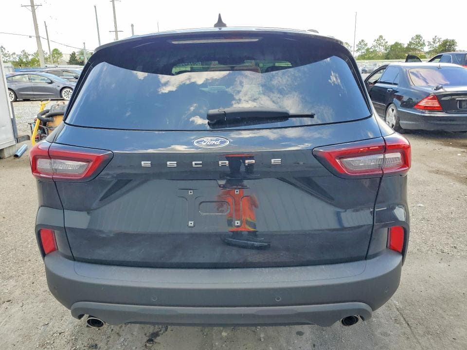 2025 FORD ESCAPE ST LINE 6