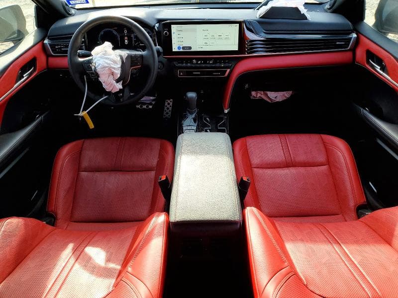 2025 TOYOTA CAMRY XSE 8