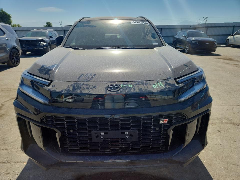 2026 TOYOTA RAV4 PLUG-IN HYBRID GR SPORT 5
