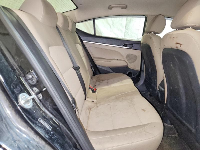 2019 HYUNDAI ELANTRA SE 10