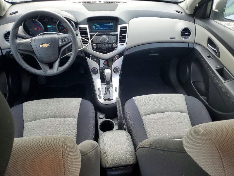 2016 CHEVROLET CRUZE 8