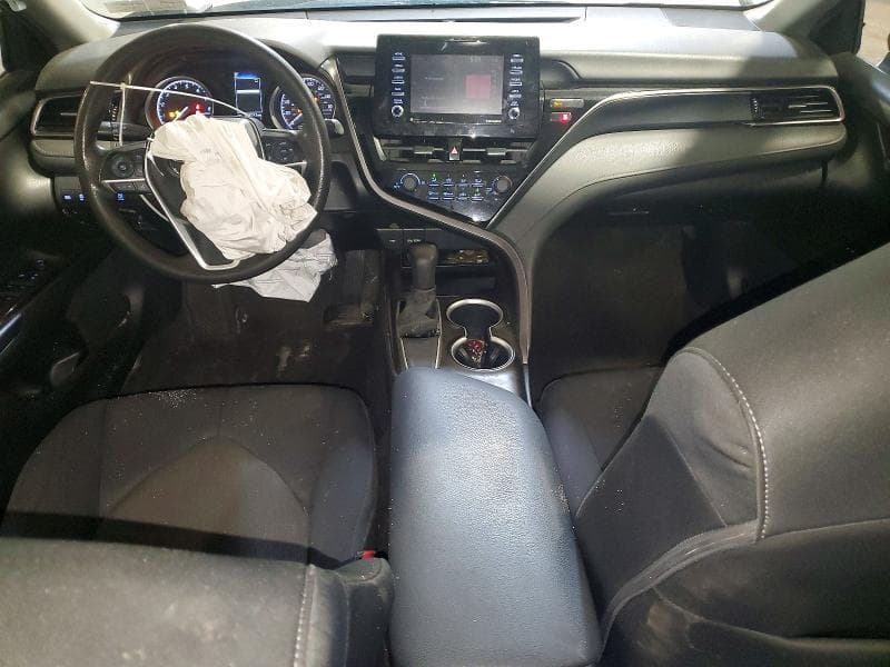 2021 TOYOTA CAMRY LE 8
