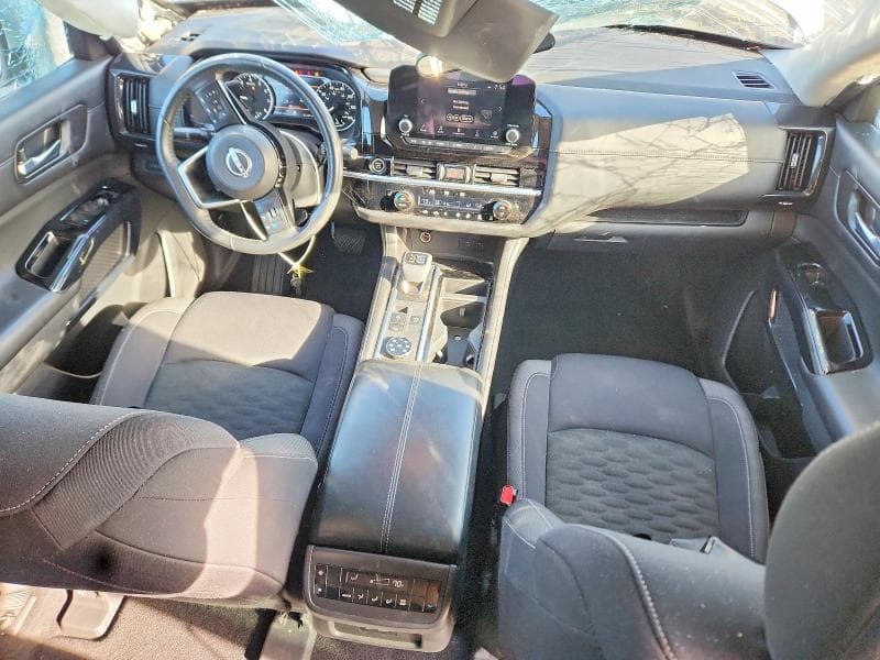 2022 NISSAN PATHFINDER SV 8