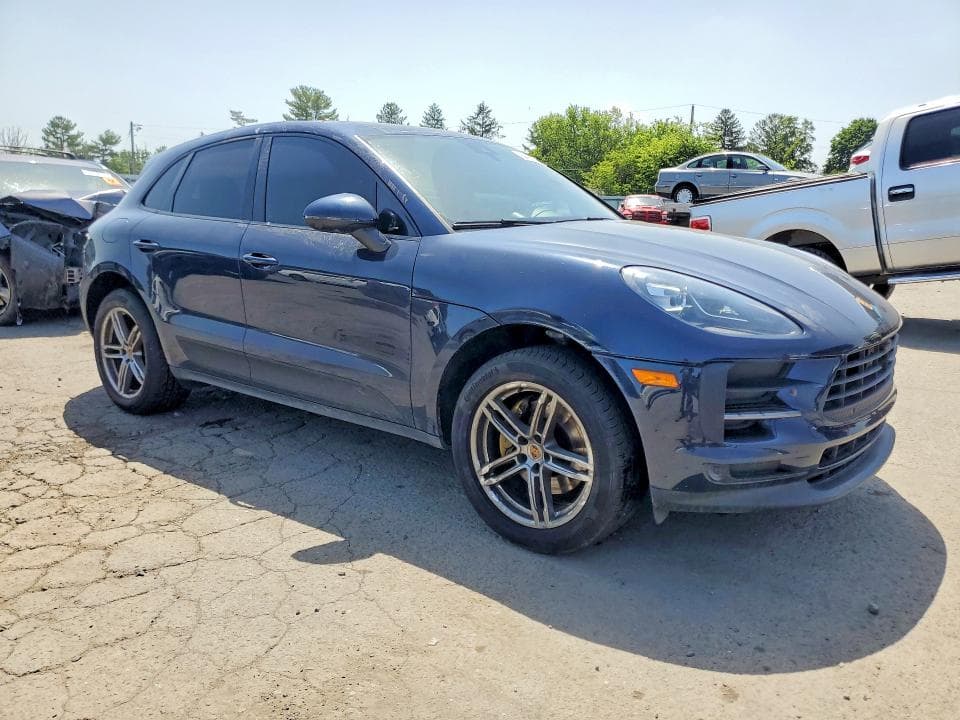 2020 PORSCHE MACAN 4
