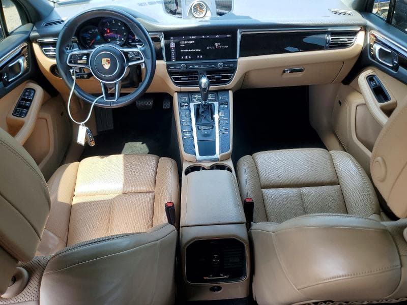 2020 PORSCHE MACAN 8