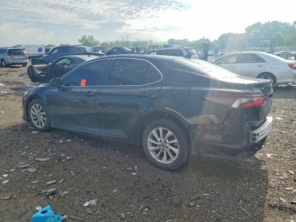 2021 TOYOTA CAMRY LE LE 2