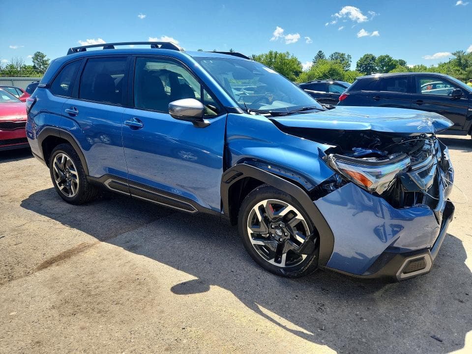 2025 SUBARU FORESTER LIMITED 4