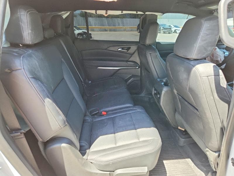 2025 CHEVROLET TRAVERSE LT 11