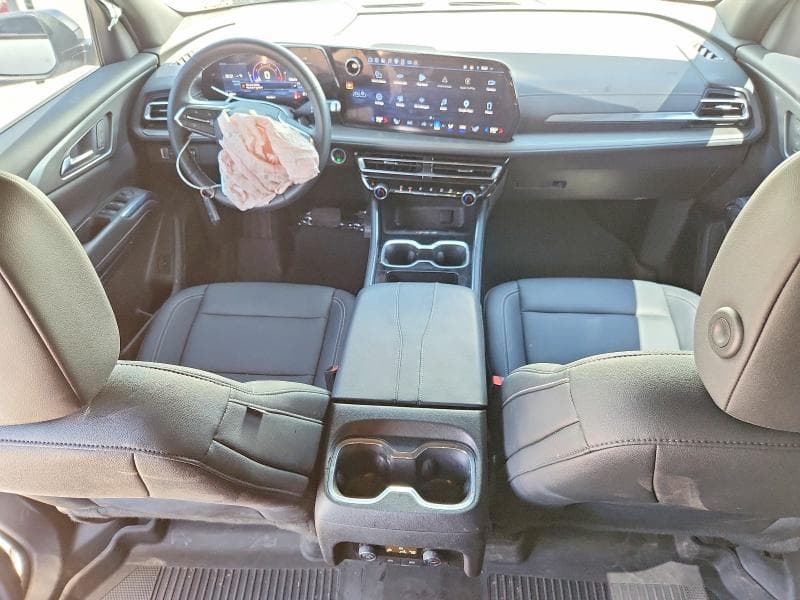 2025 CHEVROLET TRAVERSE LT 8