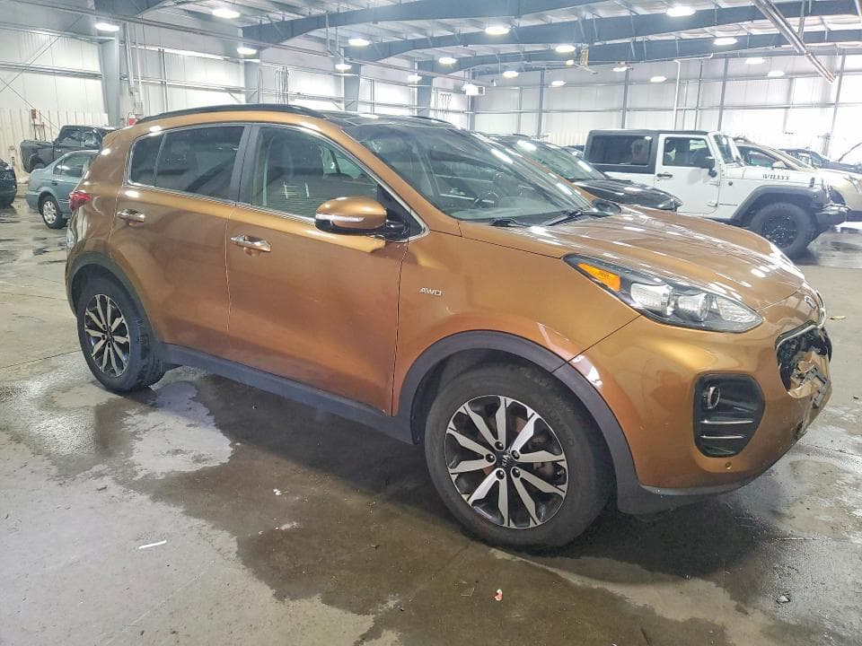 2018 KIA SPORTAGE EX 4