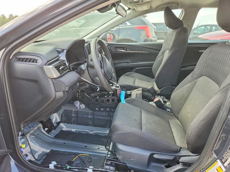 2025 TOYOTA CAMRY LE 7