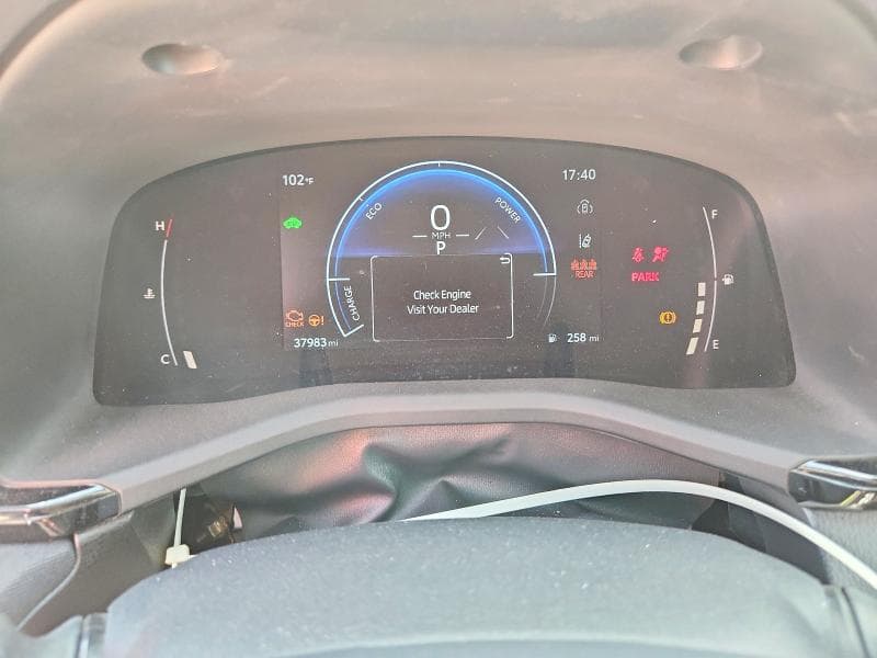 2025 TOYOTA CAMRY LE 9
