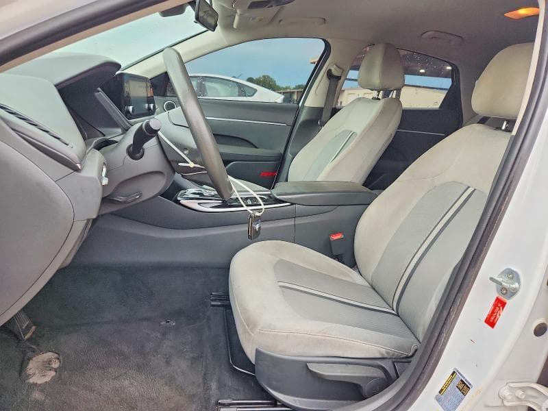 2021 HYUNDAI SONATA SE 7