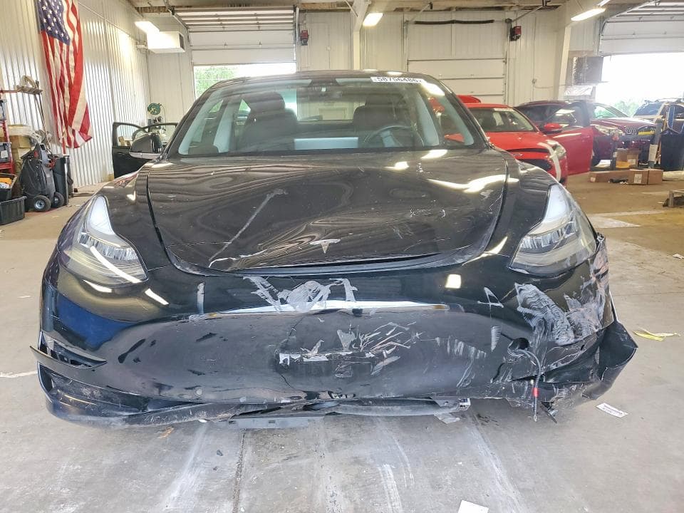 2018 TESLA MODEL 3 5