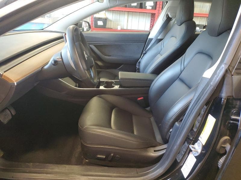 2018 TESLA MODEL 3 7