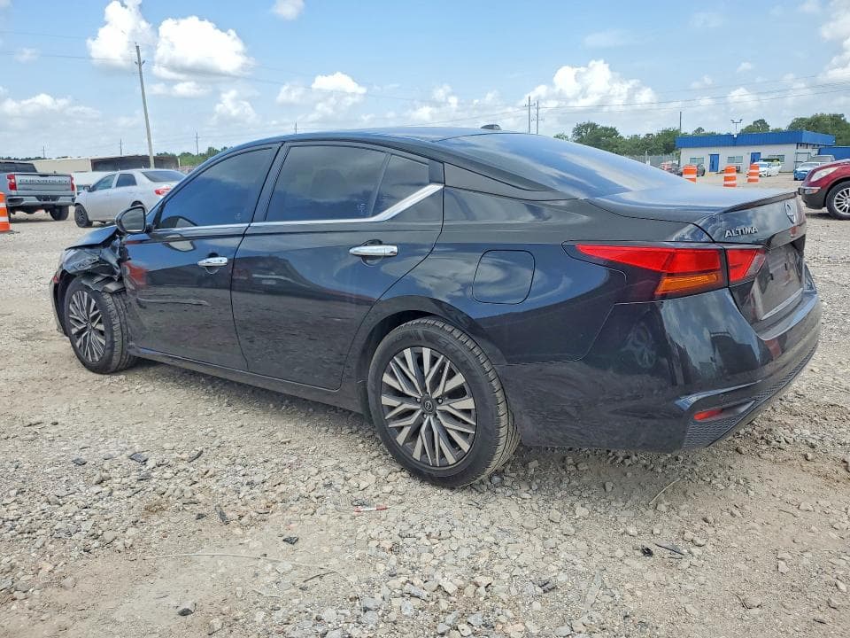 2023 NISSAN ALTIMA SV 2