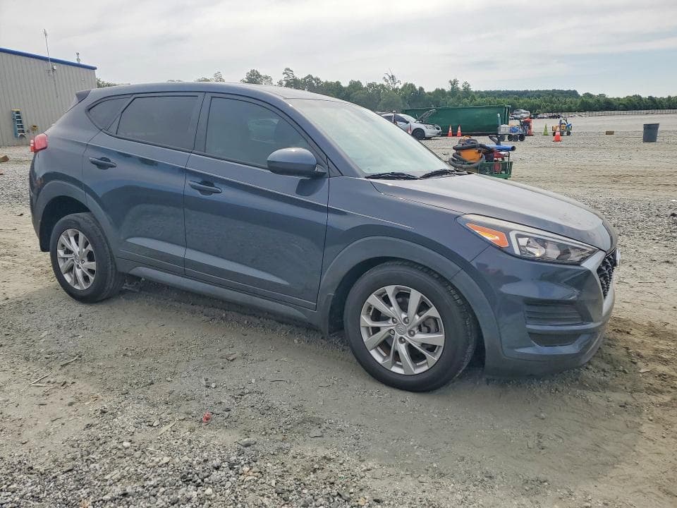 2021 HYUNDAI TUCSON SE 4