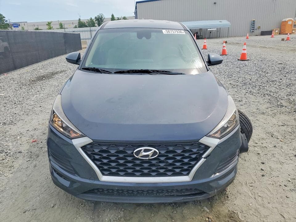 2021 HYUNDAI TUCSON SE 5