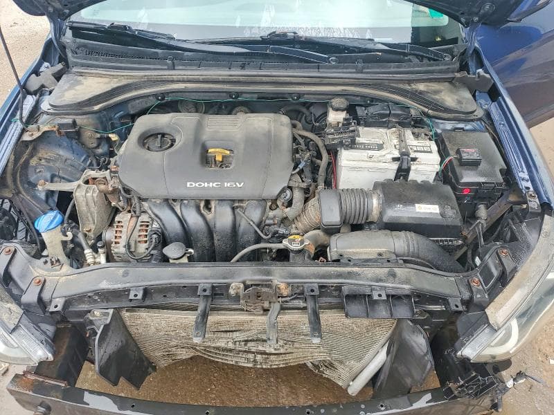 2017 HYUNDAI ELANTRA SE 11