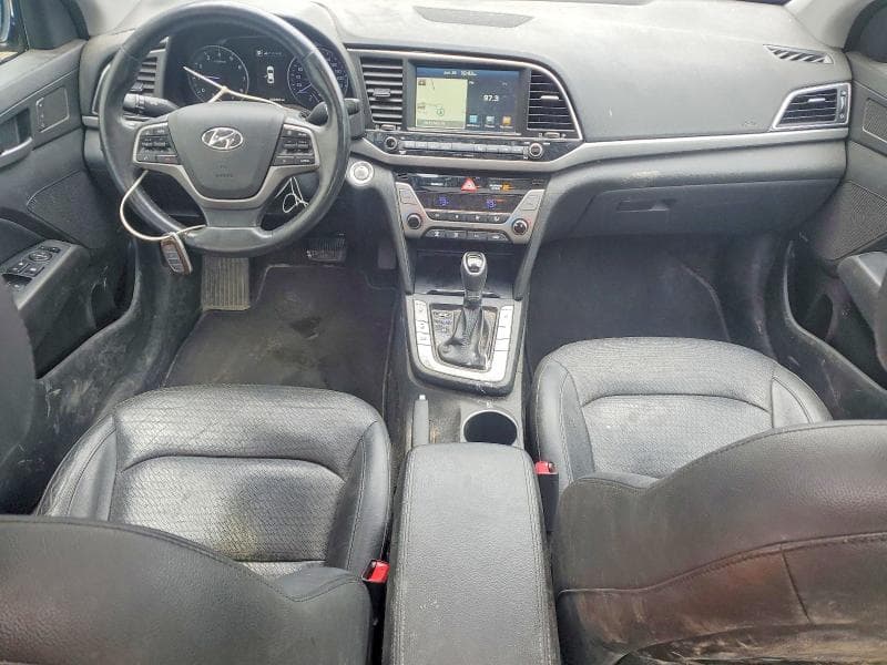 2017 HYUNDAI ELANTRA SE 8
