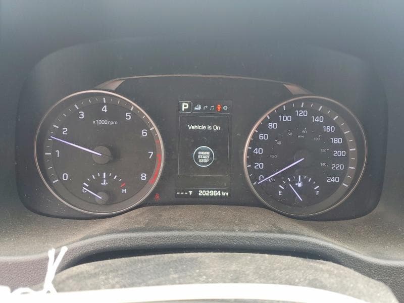 2017 HYUNDAI ELANTRA SE 9
