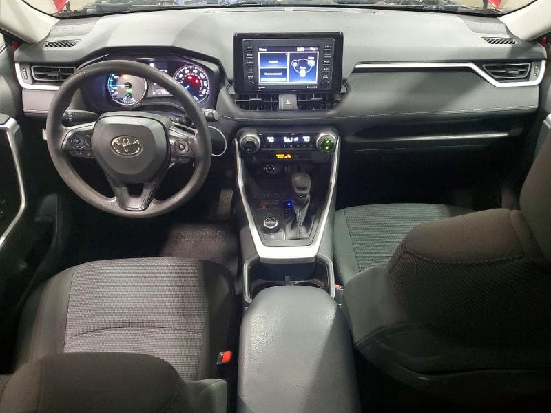 2022 TOYOTA RAV4 LE LE 8